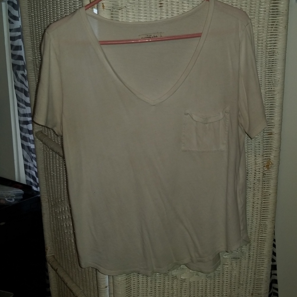 White V Neck w/Pocket